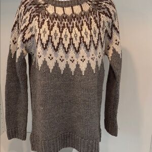 Women’s Gray and Brown Sweater